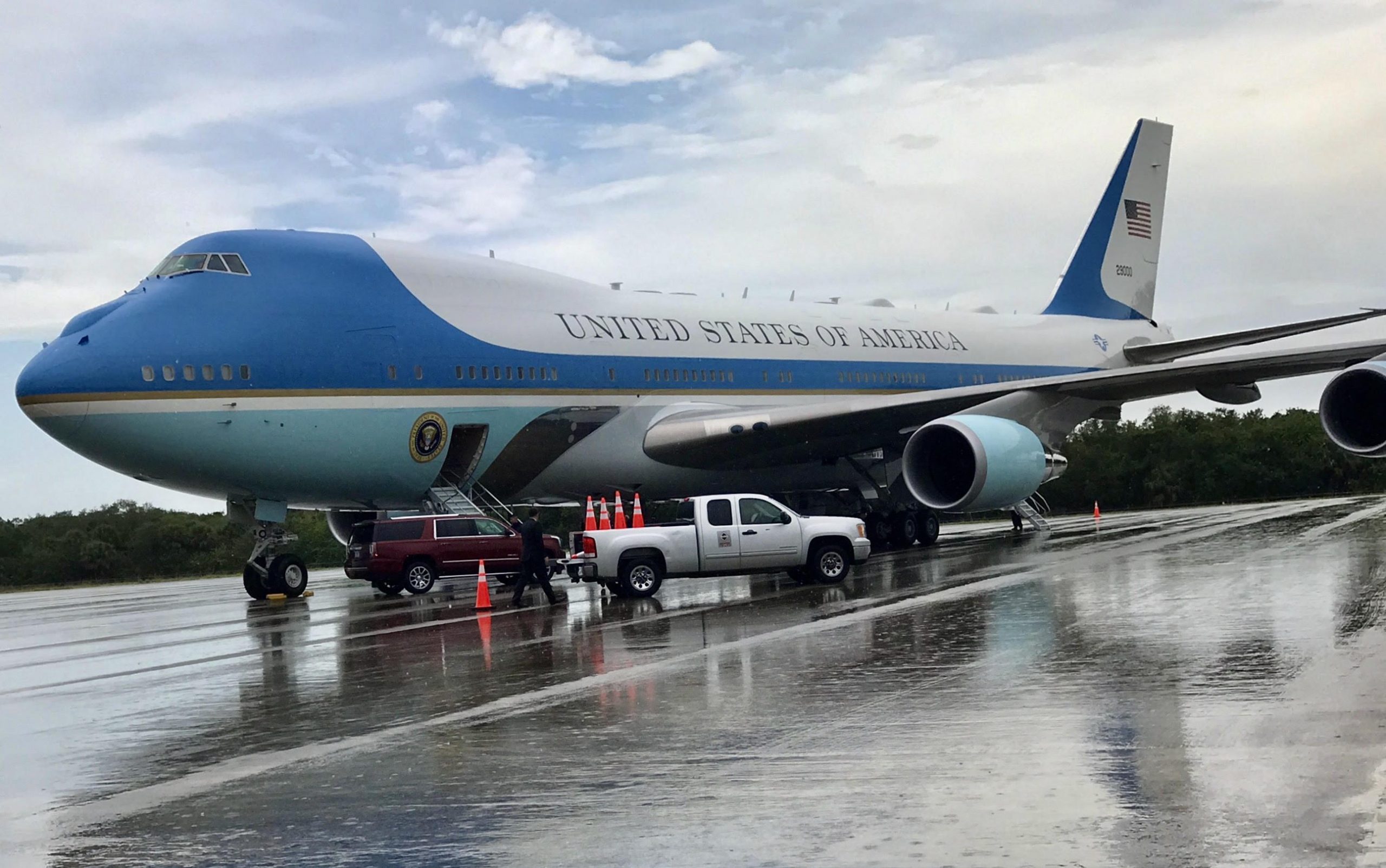 Air force one clearance facilities